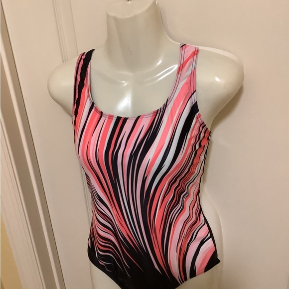 CHARM Leaks one piece flattering-fit pink black size S straps secure for swim💕 - Picture 5 of 10